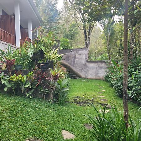 Umah Yugadi Bali Apartment Munduk  Bagian luar foto