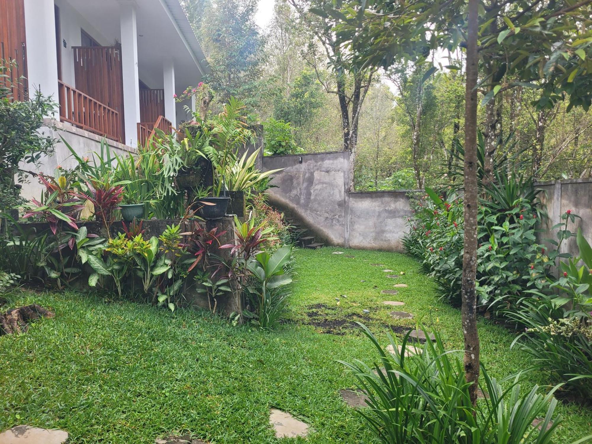 Umah Yugadi Bali Apartment Munduk  Bagian luar foto